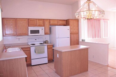 31049 N 44th AVE KITCHEN
