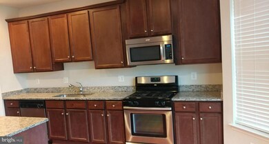 22948 Snow Leopard Dr, California, MD 20619 - photo 5