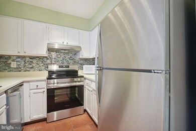 24 Appledowre Ct, Germantown, MD 20876 - photo 7