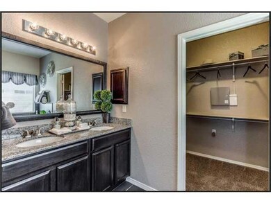 11472 Flor Liatris Dr, Socorro, TX 79927 - photo 7