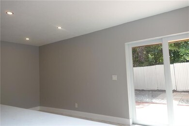 7338 NW 75th St, Tamarac, FL 33321 - photo 5