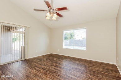 5523 W Mission Ln, Glendale, AZ 85302 - photo 5