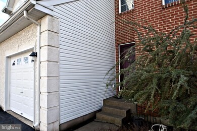 264 Hampshire Dr, Sellersville, PA 18960 - photo 6