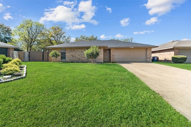 500 Pidgeon Ct, Desoto, TX 75115 - photo 2