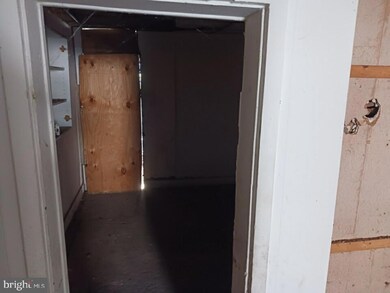 2645 Dulany St, Baltimore, MD 21223 - photo 3