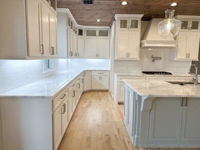 1803 W 115th St, Jenks, OK 74037 - photo 3