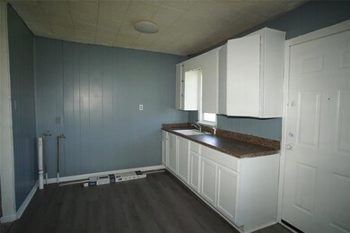 1706 Redwood Dr unit 1708, Cleburne, TX 76033 - photo 4