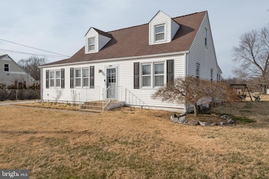 7006 E Clinton St, Clinton, MD 20735 - photo 2