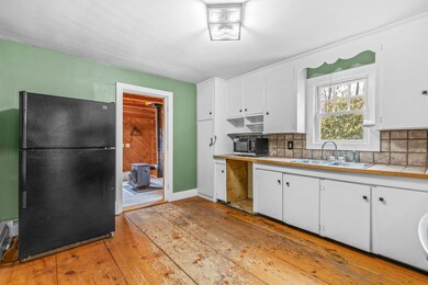 1946 Broadway South Portland 04