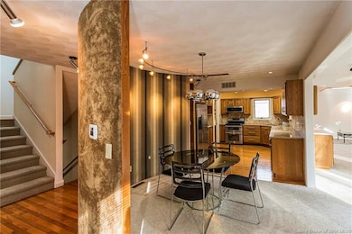 View towards kitchen