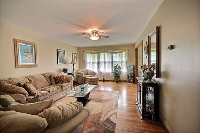 Spacious living room