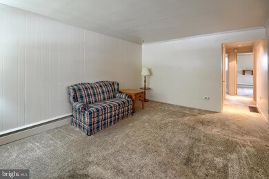 1346 Midland Rd, Conshohocken, PA 19428 - photo 4