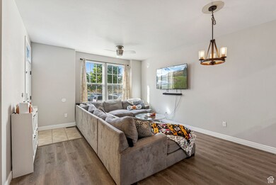 4518 W Cave Run Ln, South Jordan, UT 84009 - photo 2