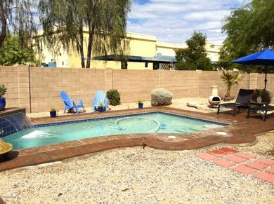 Pool Front