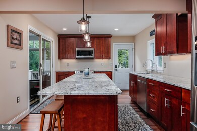 225 Sillery Bay Rd, Pasadena, MD 21122 - photo 2