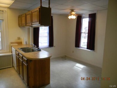 216 N 17th St unit 2, Allentown, PA 18104 - photo 5