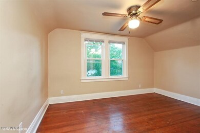 310 Oak St, Three Oaks, MI 49128 - photo 4