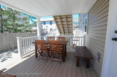 202E15-1st floor deck