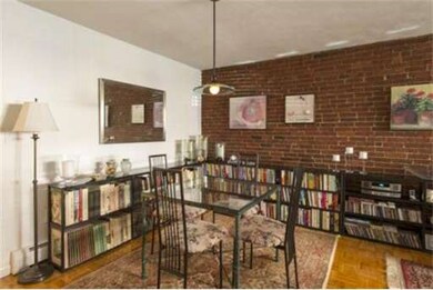 426 Hanover St unit 1, Boston, MA 02113 - photo 4