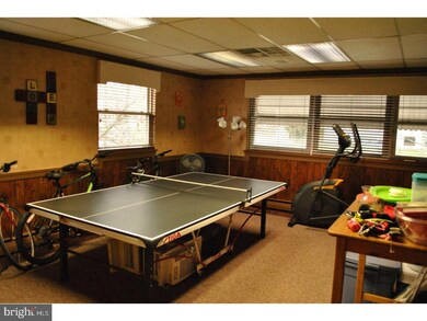 425 W Main St, Lansdale, PA 19446 - photo 4