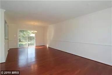 8513 Dunbar Ave, Hyattsville, MD 20785 - photo 3