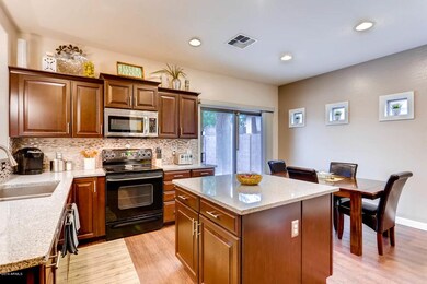 4528 W Fortune Dr Phoenix AZ-large-007-8