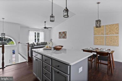 723 W 15th St, Front Royal, VA 22630 - photo 5