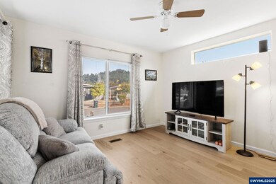 205 S 54th (#108) St unit 108, Springfield, OR 97478 - photo 3