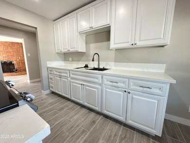 2315 E Nancy Ln, Phoenix, AZ 85042 - photo 7