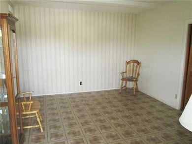 7900 Santa Maria Ct, El Paso, TX 79915 - photo 5