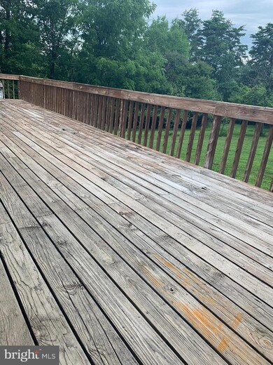 105 Henry O Michael Rd, Berkeley Springs, WV 25411 - photo 3