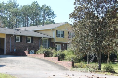 1807 Pine Forest Dr, Douglas, GA 31533 - photo 3