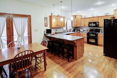 10677 Thorny Ridge Trace, Fishers, IN 46037 - photo 4