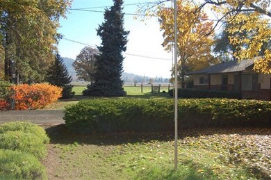 12267 Blackwell Rd, Central Point, OR 97502 - photo 2