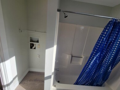 106 W Main St unit 5, Hillsborough, NH 03244 - photo 2