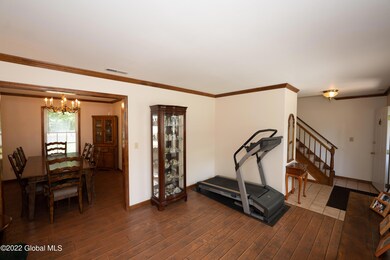 35 Esopus Dr, Clifton Park, NY 12065 - photo 5