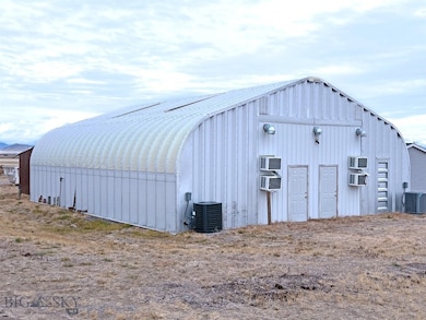 quonset back