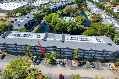 600 Neapolitan Way unit 153, Naples, FL 34103 - photo 5