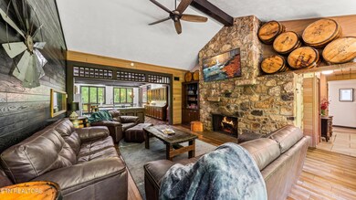 1115 Old Cartertown Rd, Gatlinburg, TN 37738 - photo 6