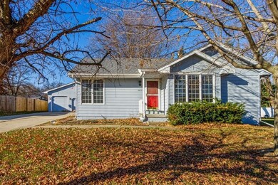 3212 SE 19th St, Des Moines, IA 50320 - photo 7