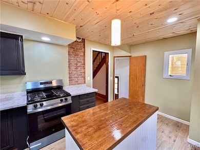 16 Orchard Ave, Auburn, NY 13021 - photo 4