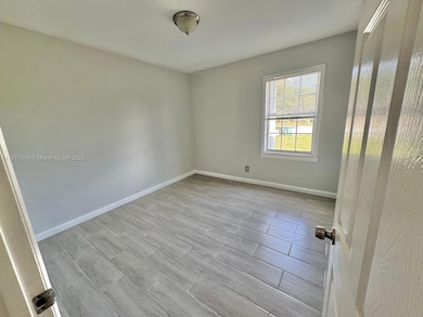 1822 SE Oxmoor Ct, Port Saint Lucie, FL 34952 - photo 5