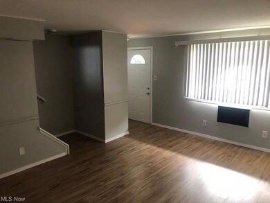 1567 Lee Terrace Dr unit E9, Wickliffe, OH 44092 - photo 4