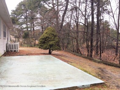 8 Rose Ln, Whiting, NJ 08759 - photo 3