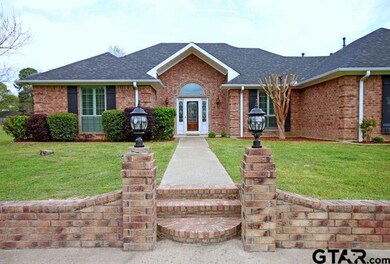 812 812 Jeff Davis, Tyler, TX 75703 - photo 3