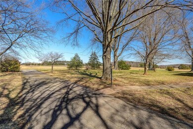 620 Stone Rd, Reidsville, NC 27320 - photo 4