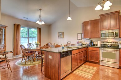 213 Loggerhead Blvd Hampstead-Kitchen Di