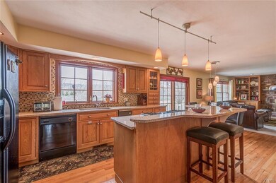 Remodeled kitchen! New counter tops and back splas