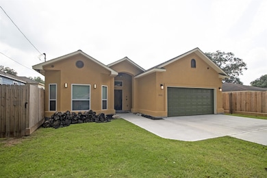 8302 Shotwell St, Houston, TX 77016 - photo 3