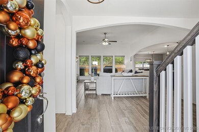 3610 S 12th Place, Broken Arrow, OK 74011 - photo 3